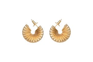 Giana Earrings - Golden fan-shaped pleated design